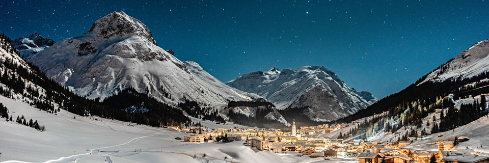 lech ski resort at night