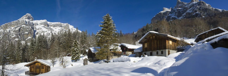 Sixt Fer à Cheval ski resort in winter