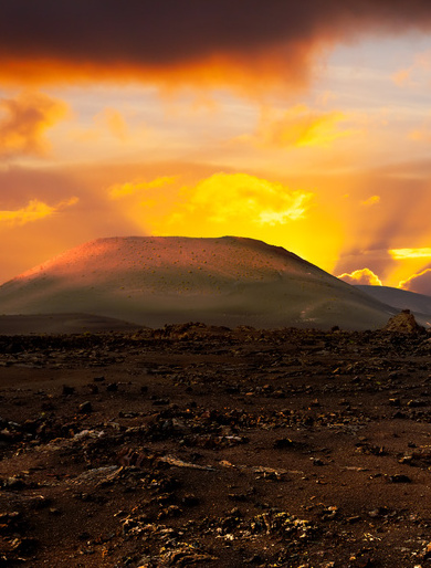 Timanfaya National Park volcano, Lanzarote lanzarote holiday homes and villa rentals