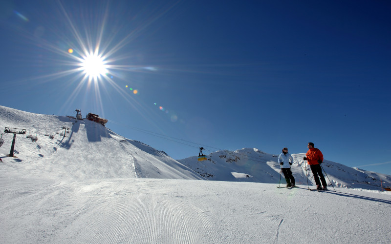 skiing in bormio, italy, ski holidays