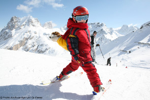 ski holidays in canazei, canazei-summer-town-centre-dolomites