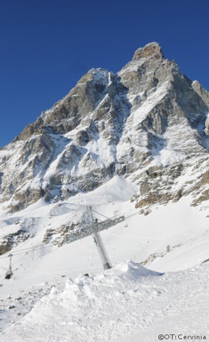 skiing in cervinia, matterhorn