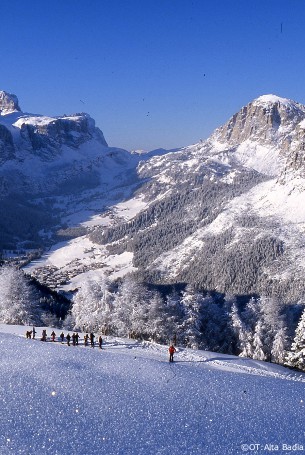 skiing in la-villa, sassongher mountain