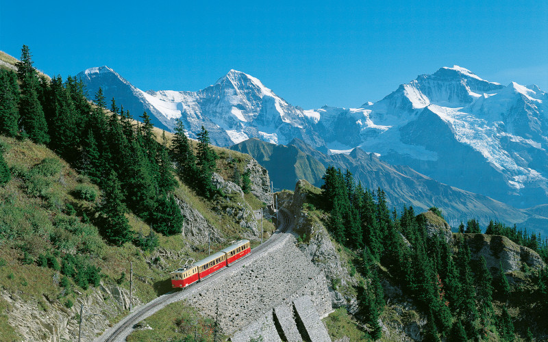interlaken - train to jungfrau