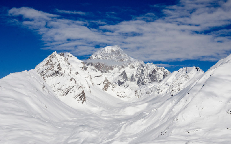 guided ski tours around la thuile and Espace San Bernardo 