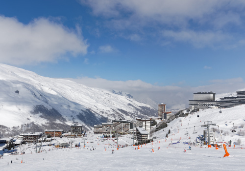 les menuires ski schools