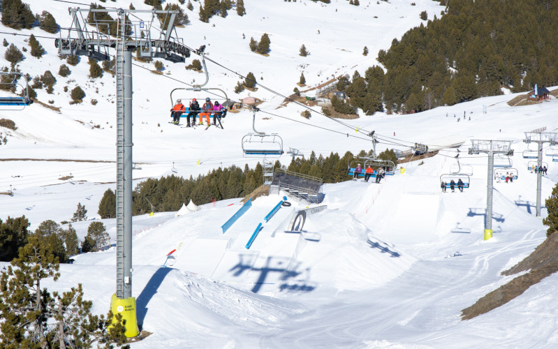 skiing in el tarter