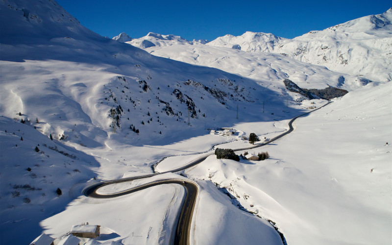 julier pass covered in snow driving to pontresina