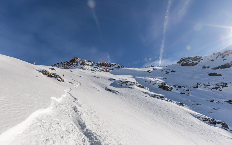 sainte foy guided off piste ski touring