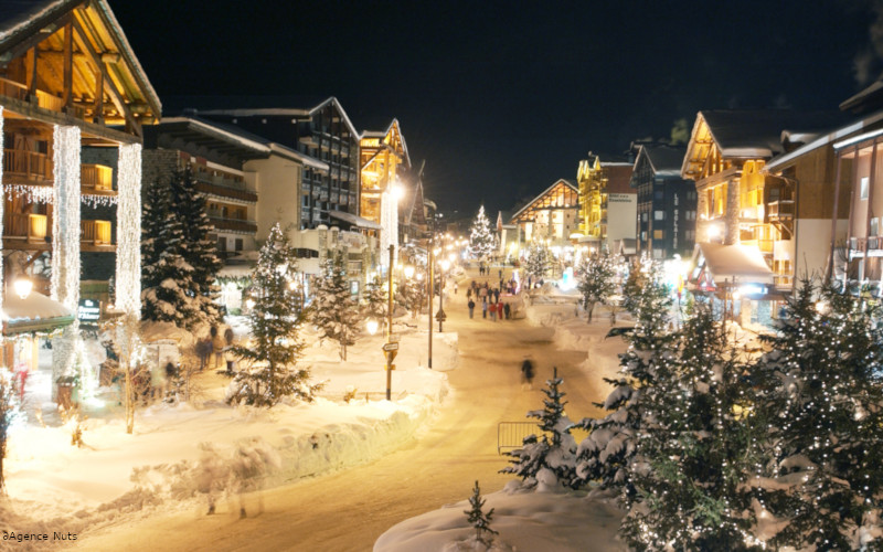 val d'isere ski resort at christmas